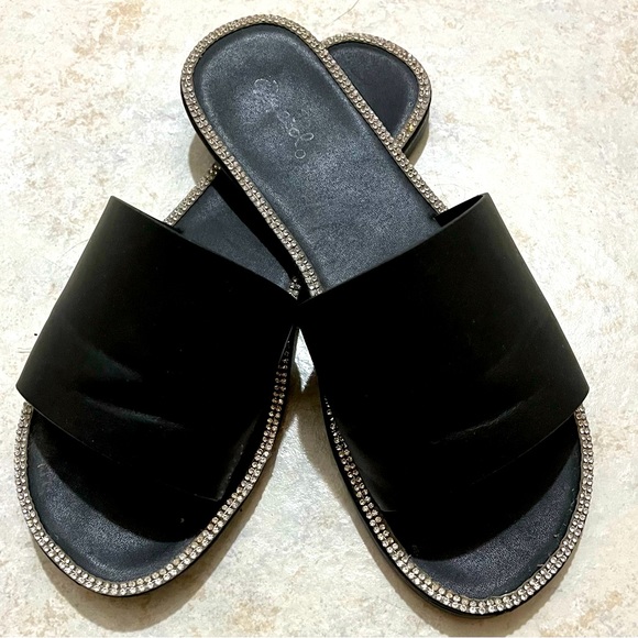 Rhinestone summer sandals - Picture 2 of 2